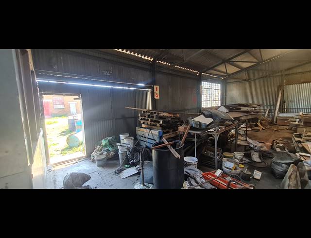4,000M² WAREHOUSE FOR SALE IN BENONI SOUTH